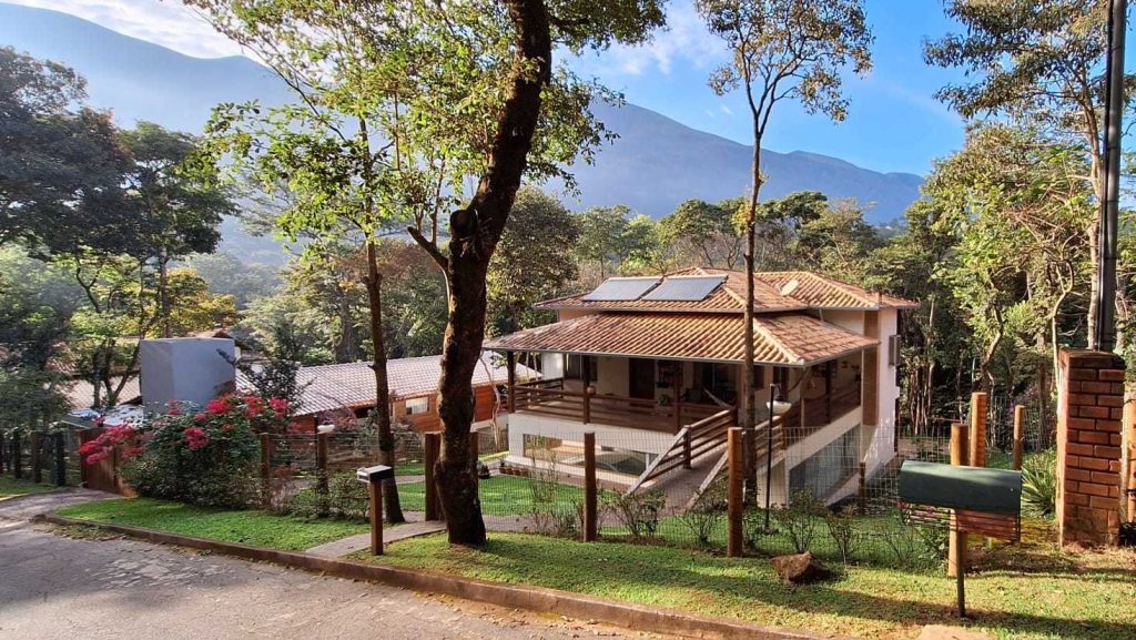 casa condomínio retiro do chalé.